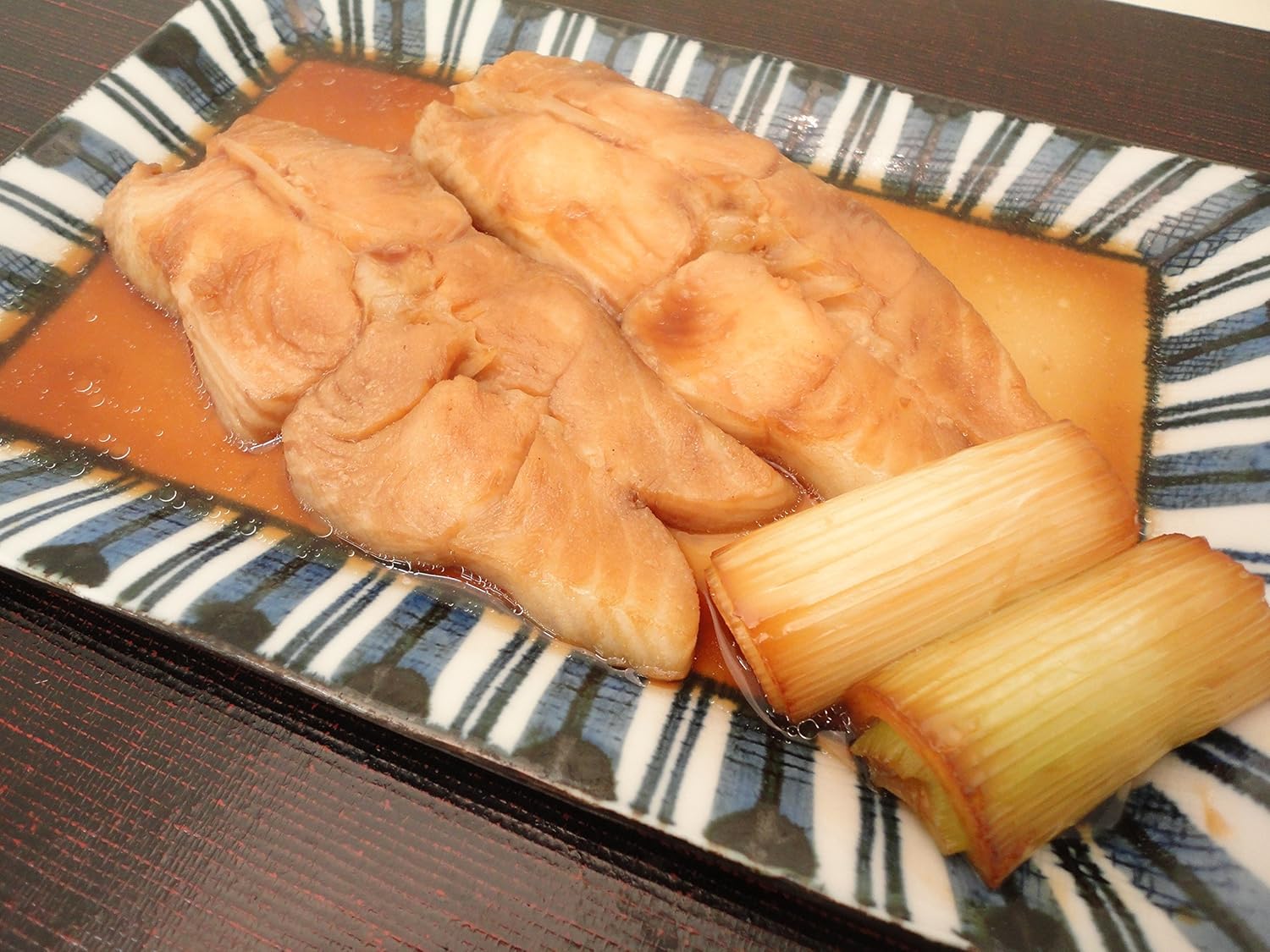 Amazon Co Jp 冷凍 カラスカレイ 筒切 2切入 0g 食品 飲料 お酒