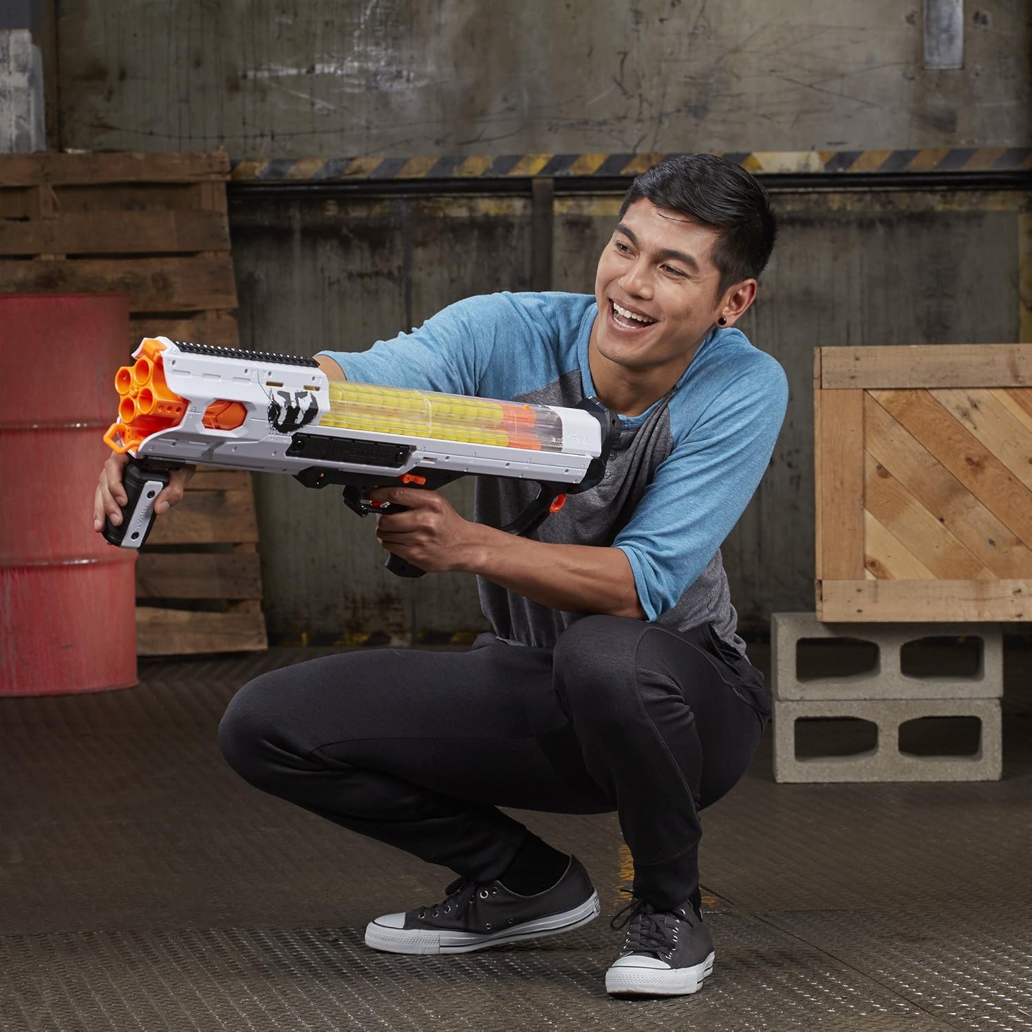 Amazon.com: Nerf Rival Phantom Corps Hades XVIII-6000 Pistola de juguete, Empaque estándar: Toys \u0026 Games