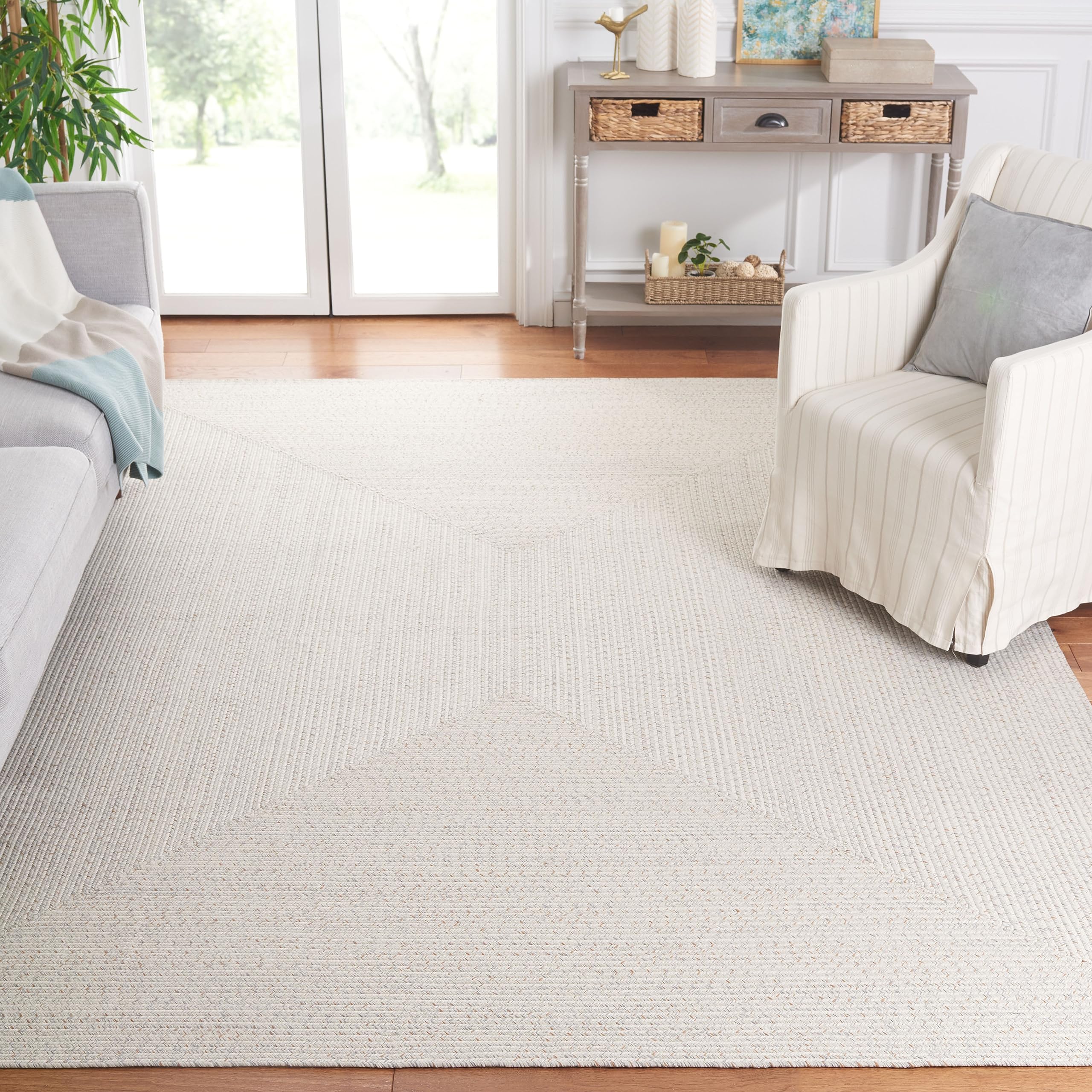 SAFAVIEH Washable Rug Outdoor Braided Collection – 8′ x 10′, Ivory & Light Grey, Handmade & Reversible, Non-Shedding & Easy to Clean, Ideal for Patio, Backyard, Mudroom (BRA201A)