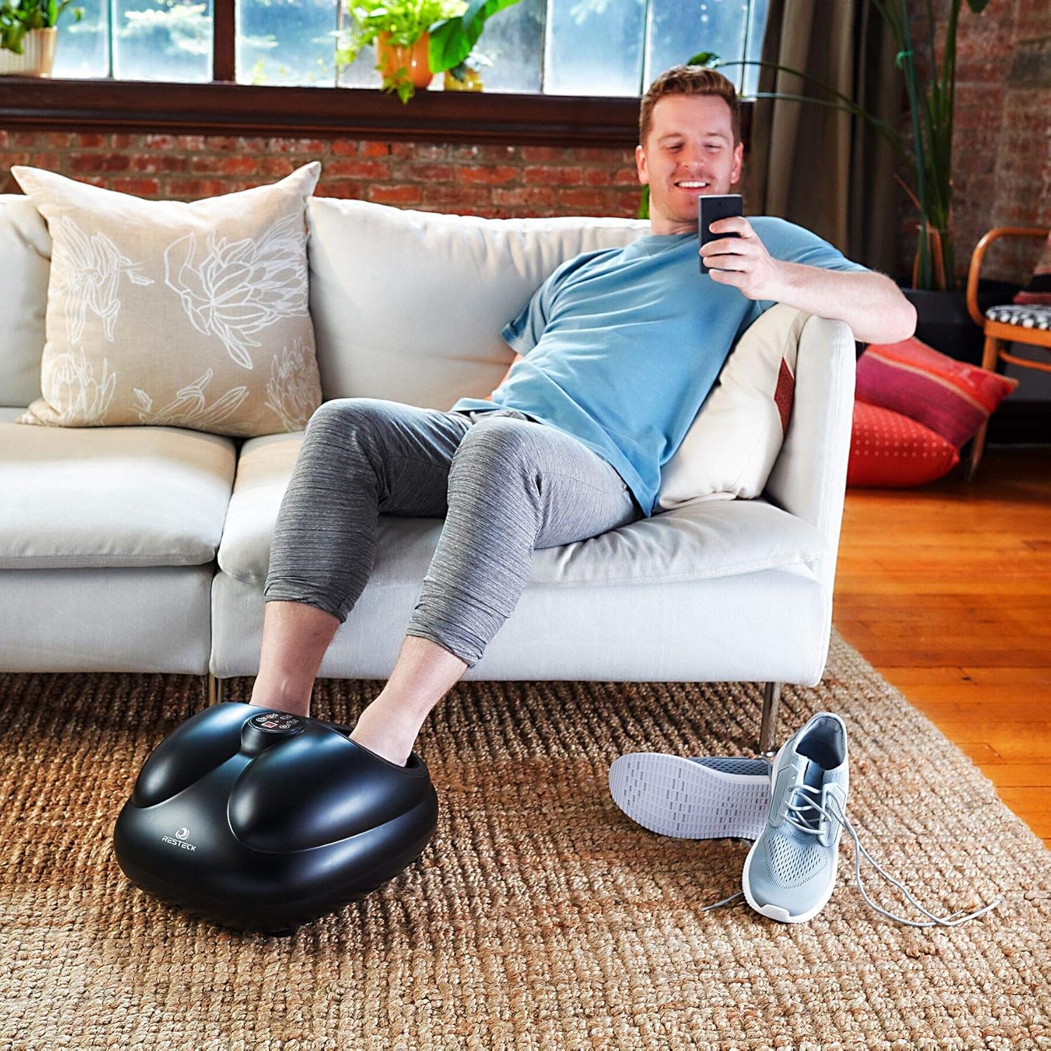 RESTECK™ Shiatsu Foot Massager Machine with Heat {Remote Control} Deep Kneading Massage Therapy, Air Compression, Relieve Foot Pain from Plantar Fasciitis, Neuropathy & Chronic Nerve Pain: Health & Personal Care