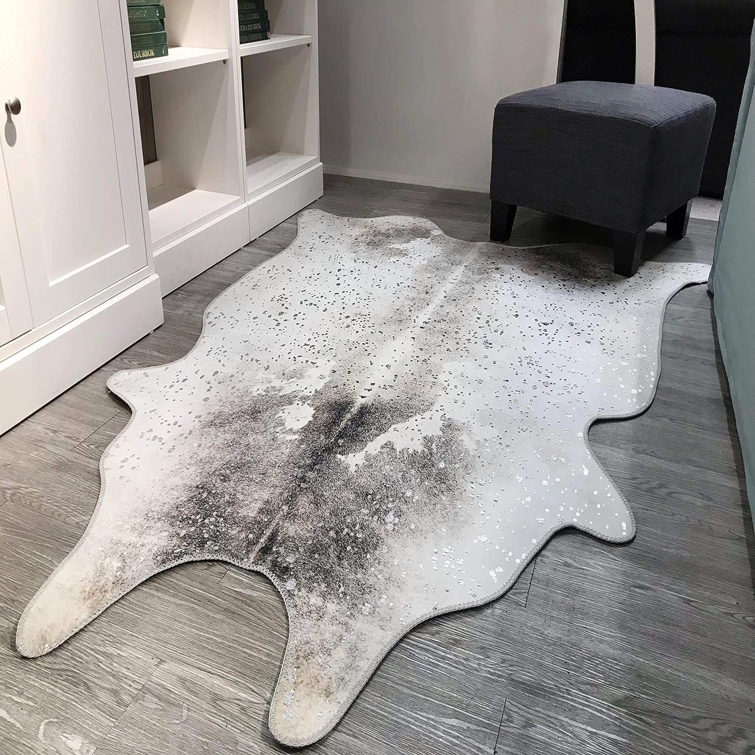 Handmade Vegan Cowhide Area Rug Grey/Silver Metallic Faux Cow Hide Fur Skin Rug