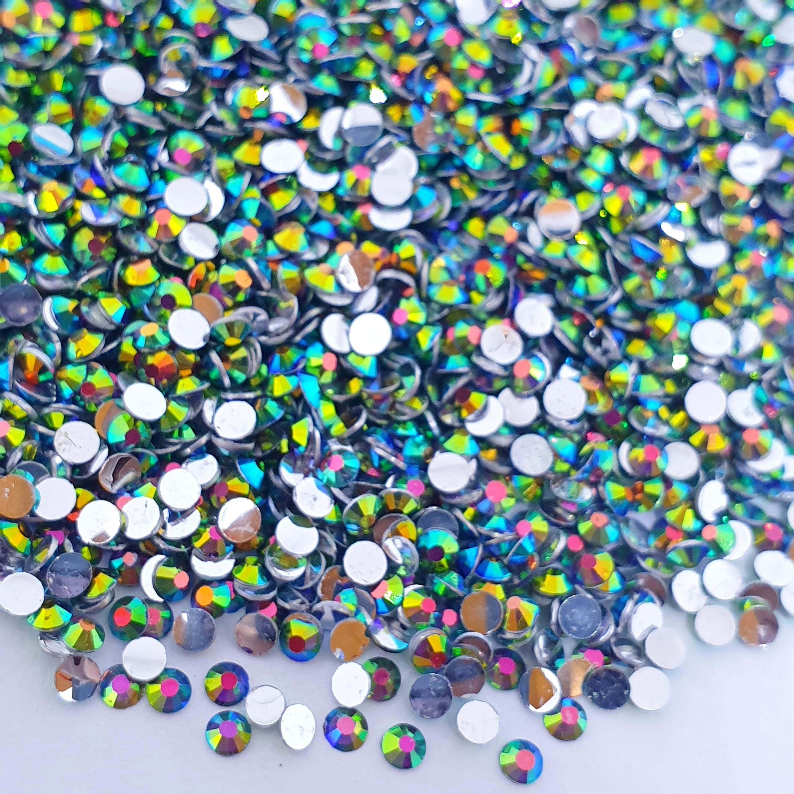 MajorCrafts 4000pcs 2mm ss6 Crystal AB Coated Flat Back Round 14 Facets Small Resin Rhinestones Embellishment Gems (Crystal Dark Purple AB08)