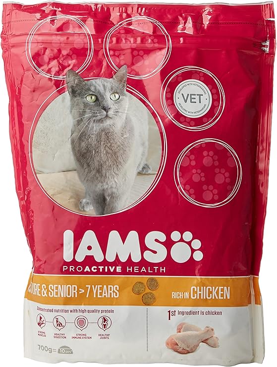 Iams Senior and Mature Dry Cat Food with Chicken, 700g[Old Model