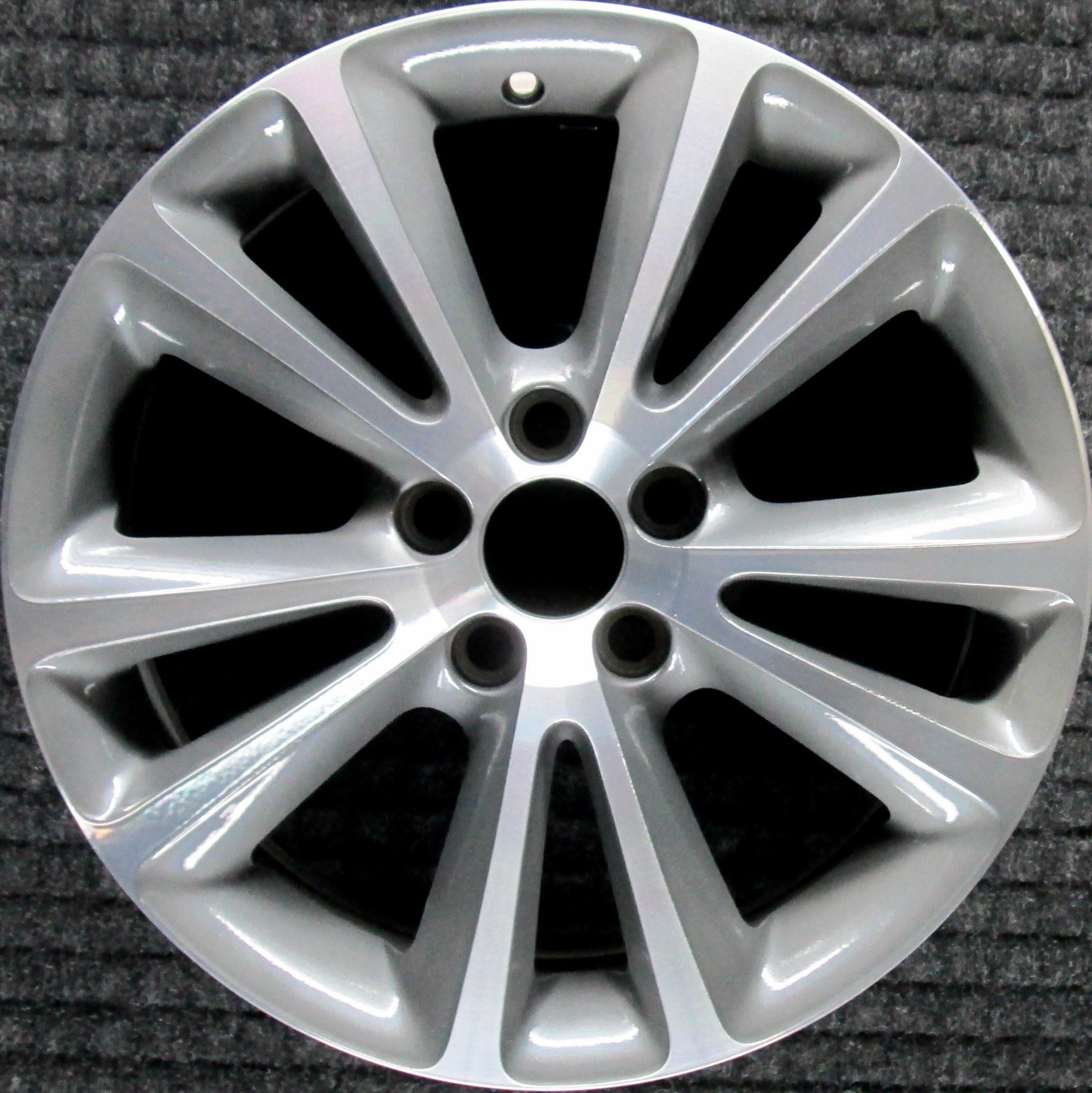 Volvo 70 Series C70 17x7.5 70375 Factory Original Equipment OEM Sirona Refurbished Wheel Rim