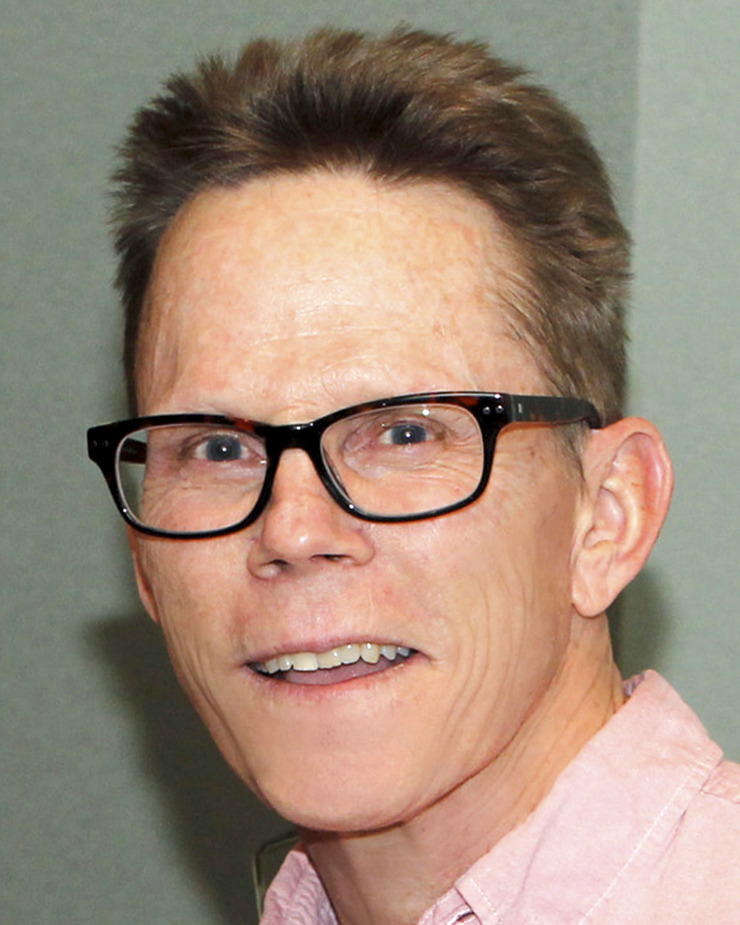 Amazon.com: Kelly Ward: books, biography, latest update, image size:2399x3000