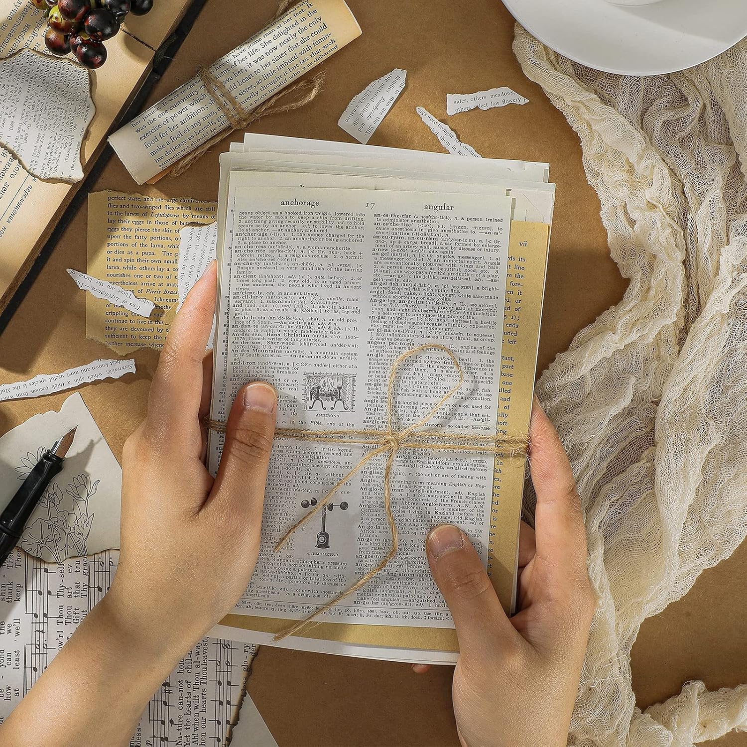 Junk Journal Pages Scrapbook Paper Vintage Journaling Scrapbooking Supplies Craft Kits Kraft Magazine Newspaper DIY for Bullet Journals Planners Collage Album Cottagecore Picture Frames 134 Sheets