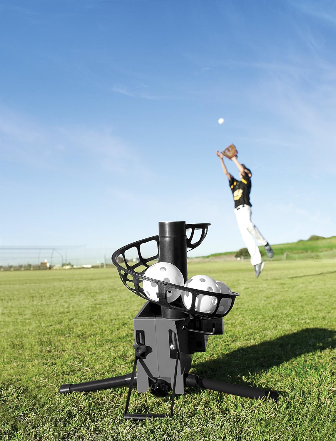 SKLZ Catapult Soft Toss Baseball Batting and Fielding Trainer : Baseball Pitching Machines : Sports & Outdoors