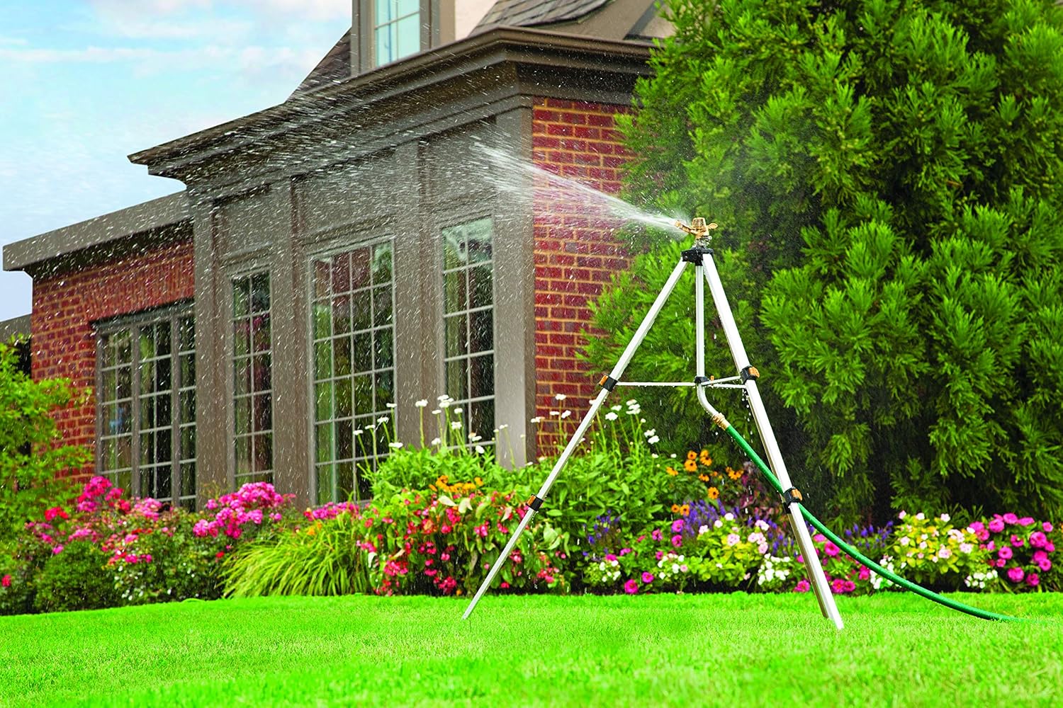 Melnor 65066-AMZ Metal Pulsating Sprinkler QuickConnect Product Adapter Set,  Bundle, XT Tripod : Garden & Outdoor
