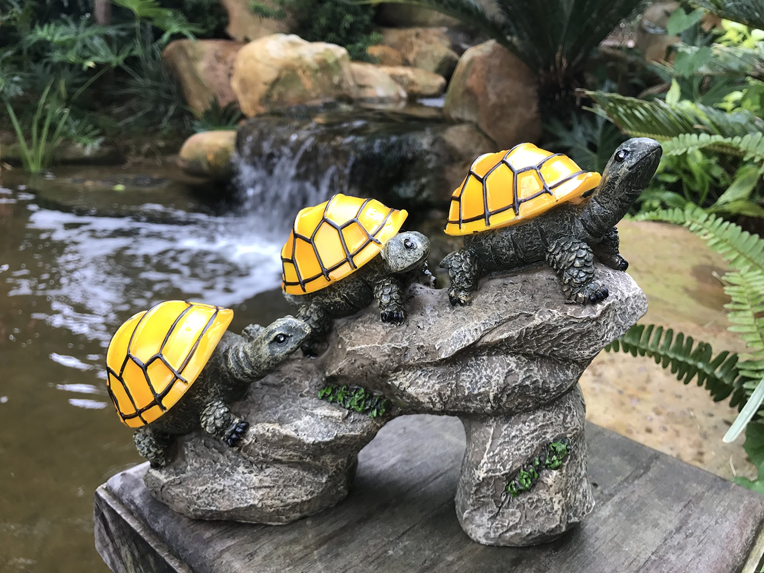 Solar Powered Turtles on Log Outdoor Accent Lighting LED Garden Light
