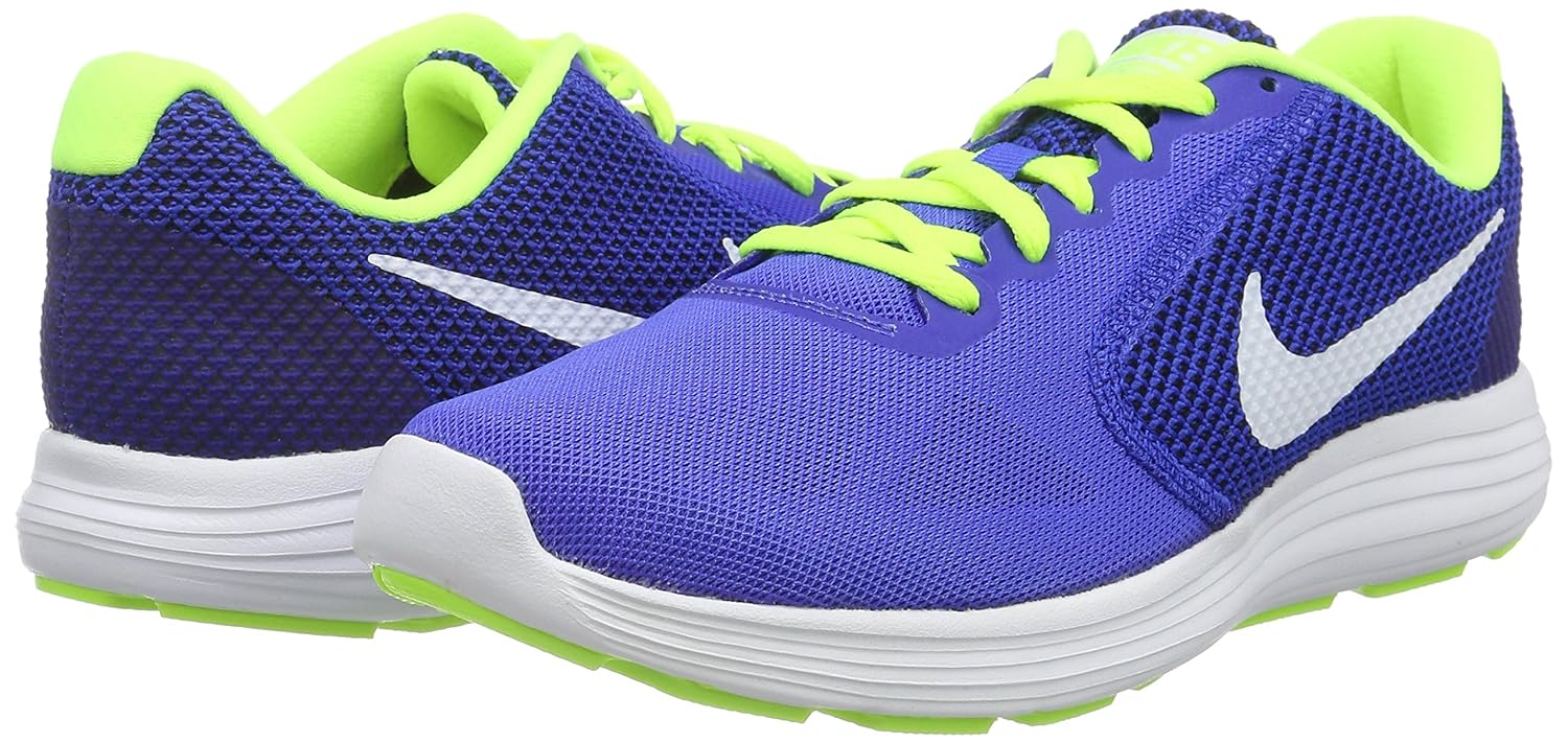 nike sneakers for men under 2000