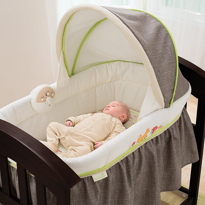 summer infant classic comfort wood bassinet 26103