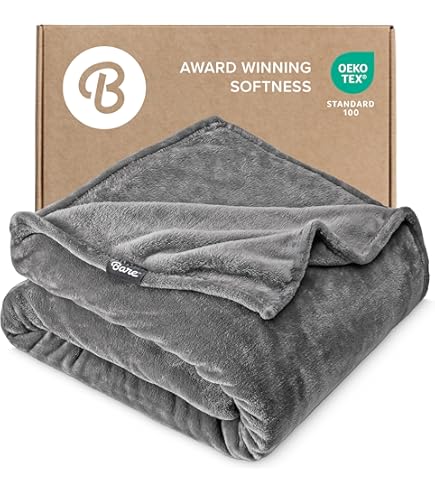 Amazon.com: Kate Spade Full/Queen Fleece Blanket - Navy : Home
