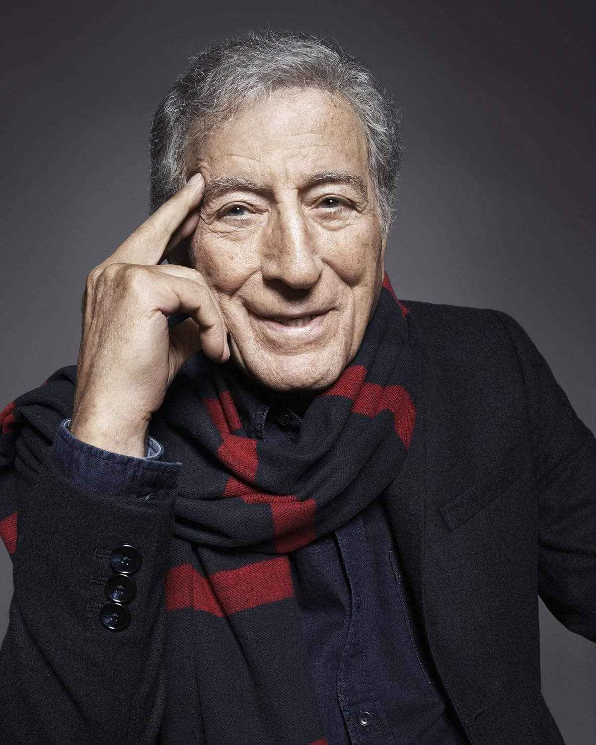 Photographs - Tony Bennett 8 x 10 / 8x10 Glossy Photo Picture Image #2