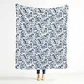 BUJSP Chinoiserie Cavalier King Charles Spaniel Blanket, Cavalier King Charles Spaniel Gifts, Blue and White French Country Toile Dog Throw Blanket for Home Bedroom Couch Bed Decor, 50x60 Inches