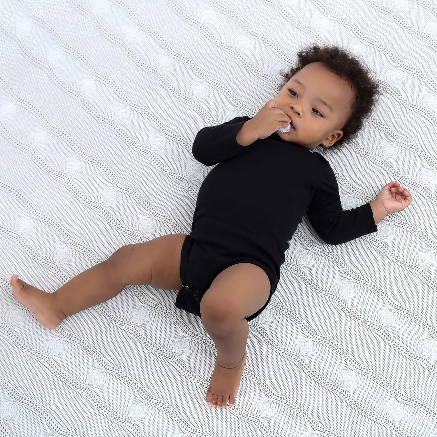 Amazon Co Jp 新生児服 ロンパース カバーオール 肌着 長袖 半袖 綿 無地 ベビー 赤ちゃん 女の子 男の子 3枚セット ブラック ホワイト グレー ボディースーツ インナー 下着 出産祝い ギフト プレゼント 服 ファッション小物