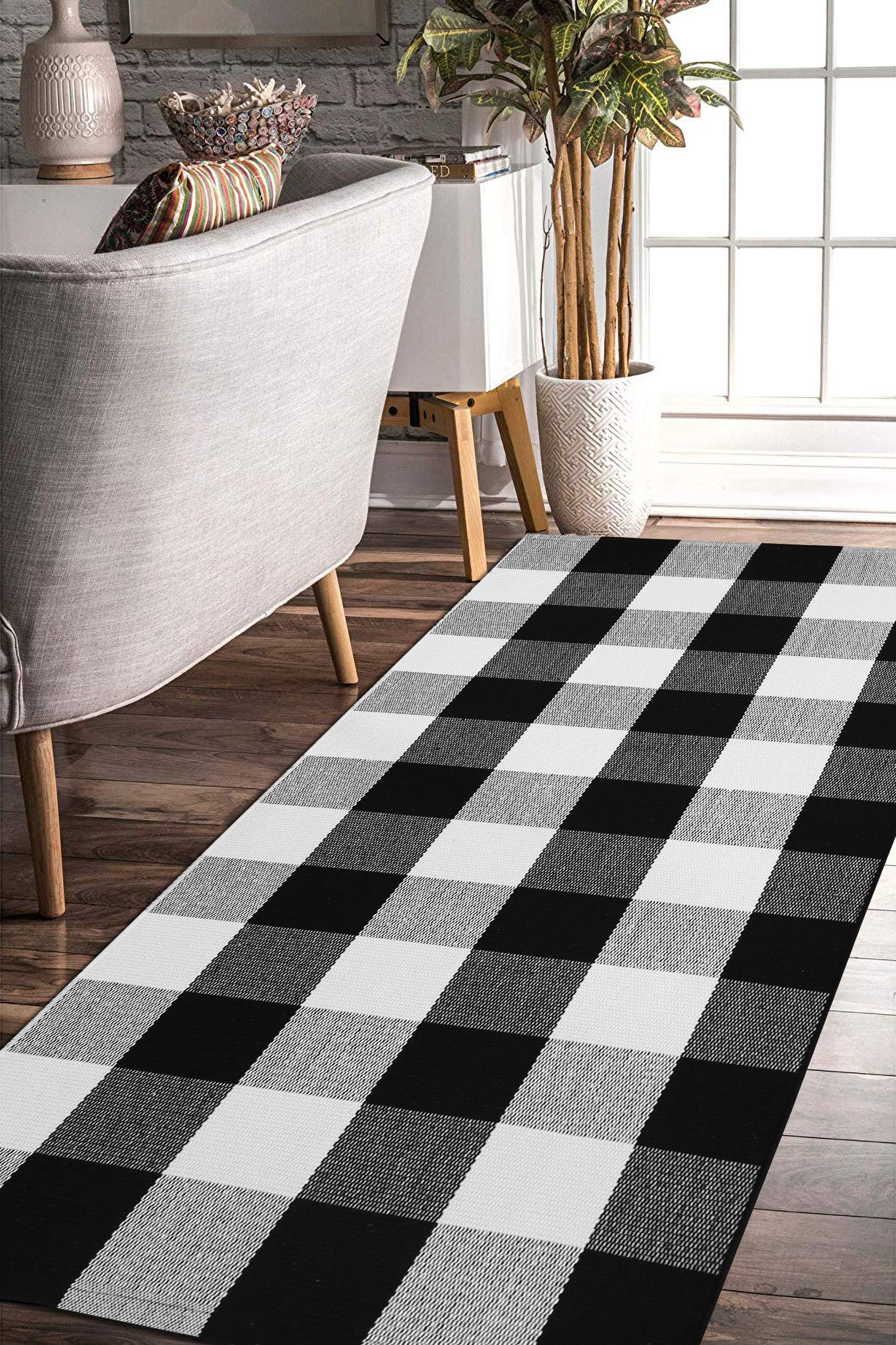 EARTHALL Buffalo Plaid Runner Rug Black and White 2'x4.3', Buffalo Check Rug Runner Hallway Entry Carpet, Cotton Hand-Woven Washable Outdoor Rug Runner Entryway/Front Porch/Bedroom (23.6"x51.2")