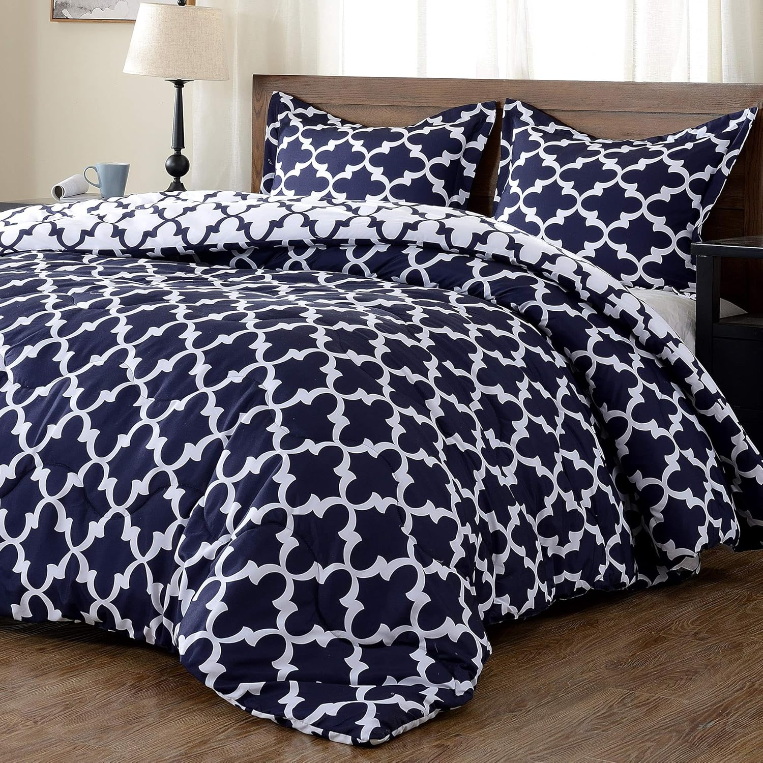 downluxe Lightweight Solid Comforter Set (Queen) with 2 Pillow Shams - 3-Piece Set - Blue and Sapphire - Down Alternative Reversible Comforter: Home & Kitchen