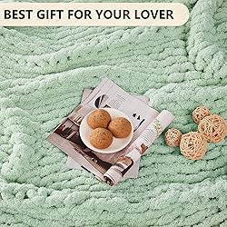 L'AGRATY Chunky Knit Blanket