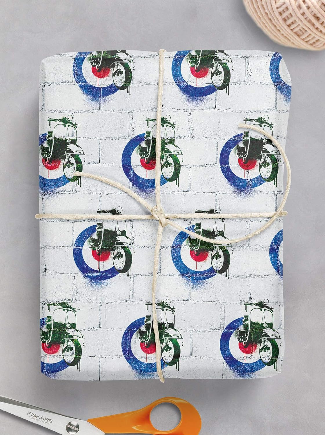 Brainbox Candy, 2 Sheets of 'Scooter' Birthday Wrapping Paper, Gift Wrap For Him Her Men Women, Vespa Illustration - Image 4