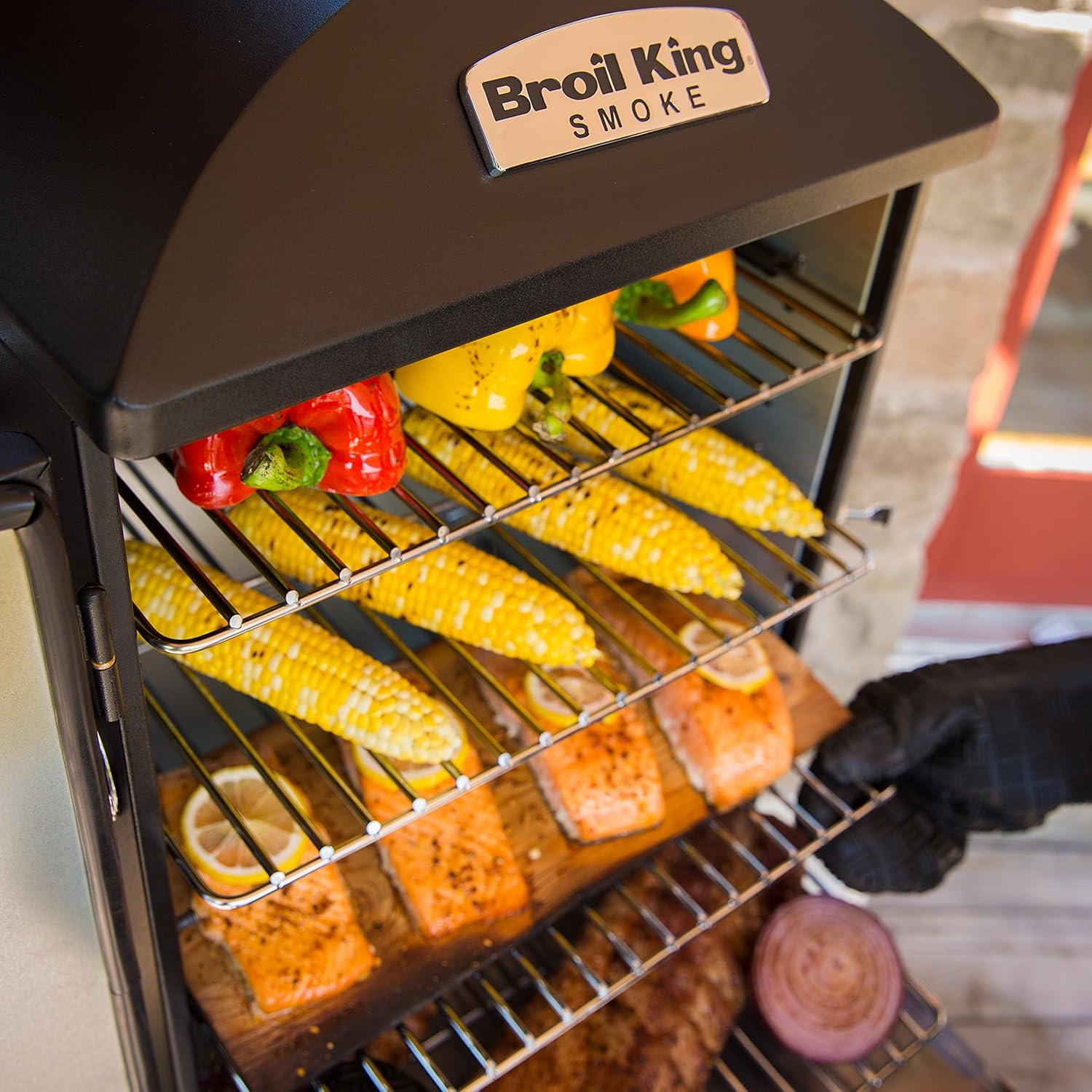 Amazon.com : Broil King 923610 Vertical Charcoal Smoker : Garden & Outdoor