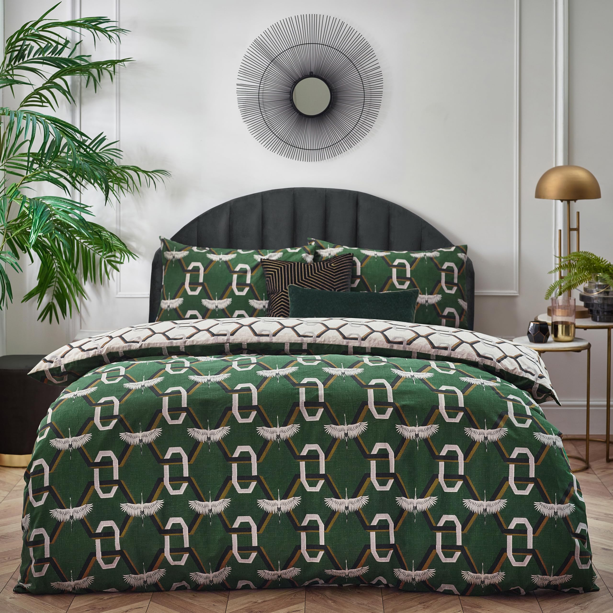 furn. Avalon Duvet Cover Set – Reversible Geometric Art Deco Bedding (Green - Double)