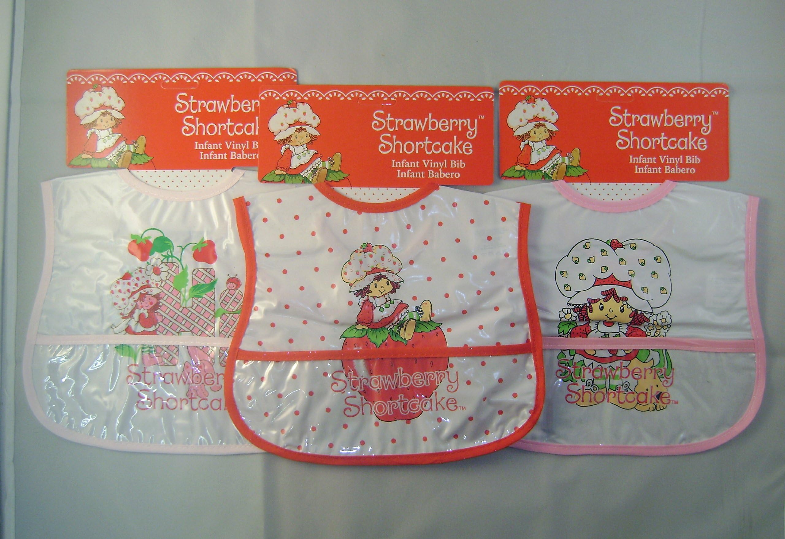 Idm Group Set Of 3 Strawberry Shortcake Infant Vinyl Bibs