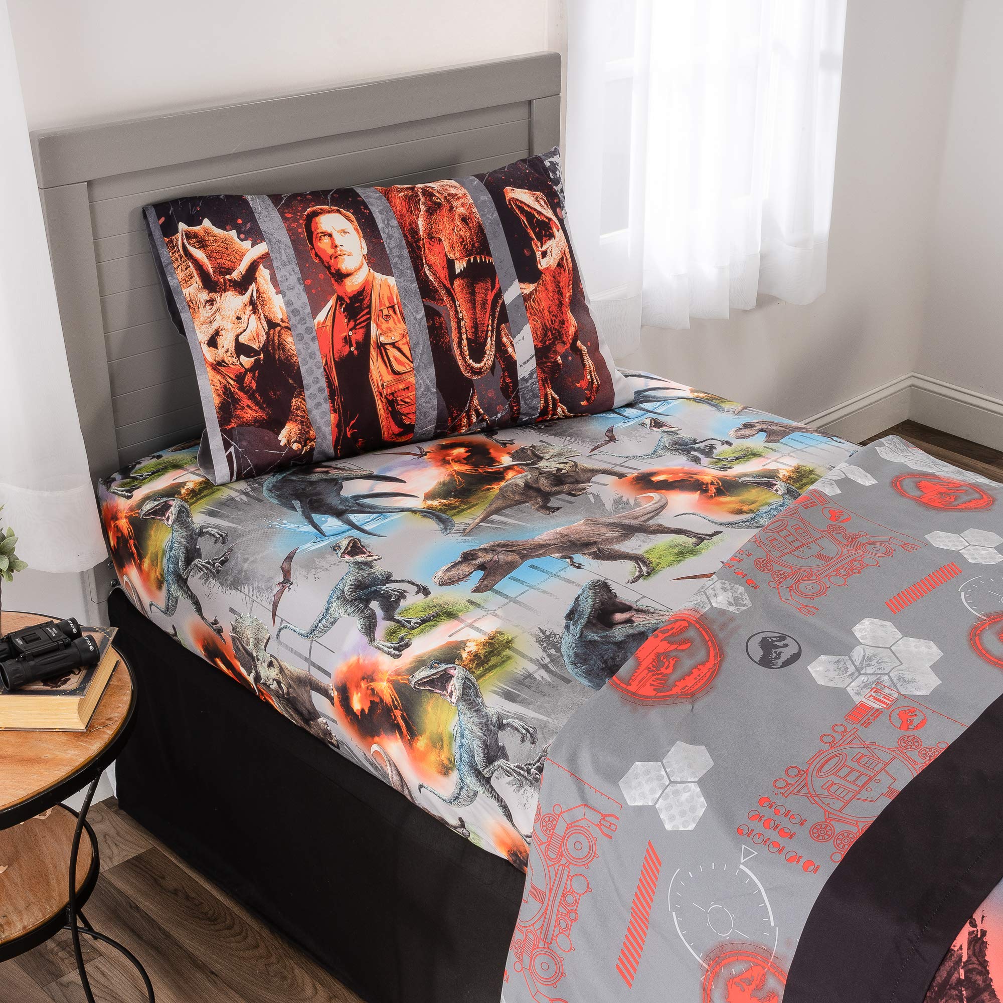 Universal Jurassic World Fallen Kingdom Bedding Soft Microfiber Sheet