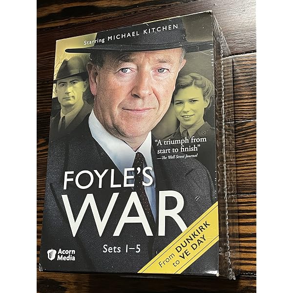 Amazon.com: Foyle's War: Set 1 (The German Woman / The White
