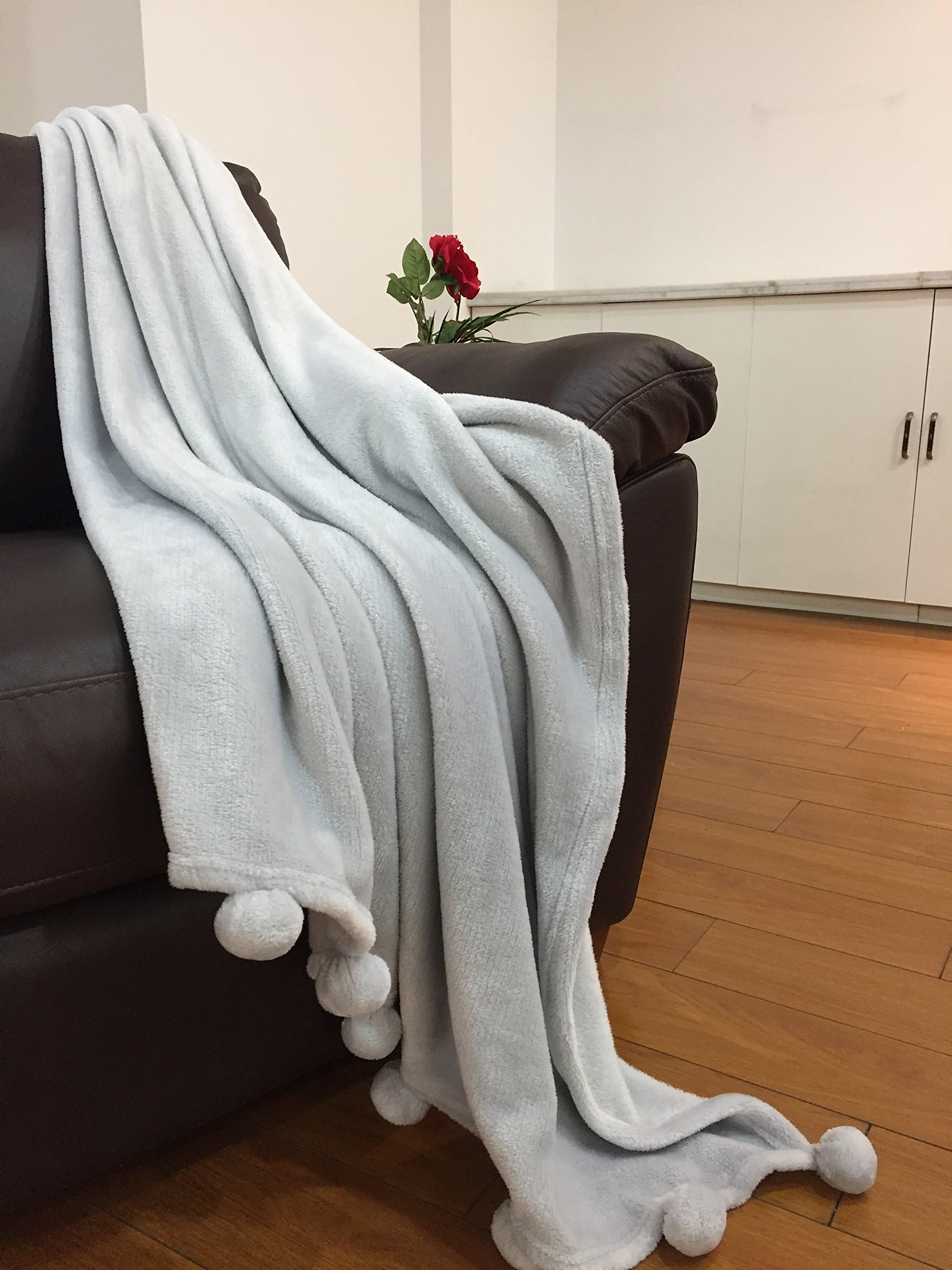 Cozy Fleece Super Soft Plush Pom Throw, 50x60, Light Grey