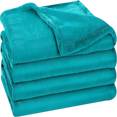 Amazon Com Utopia Bedding Fleece Blanket King Size Turquoise 300gsm Luxury Bed Blanket Fuzzy Soft Blanket Microfiber Home Kitchen