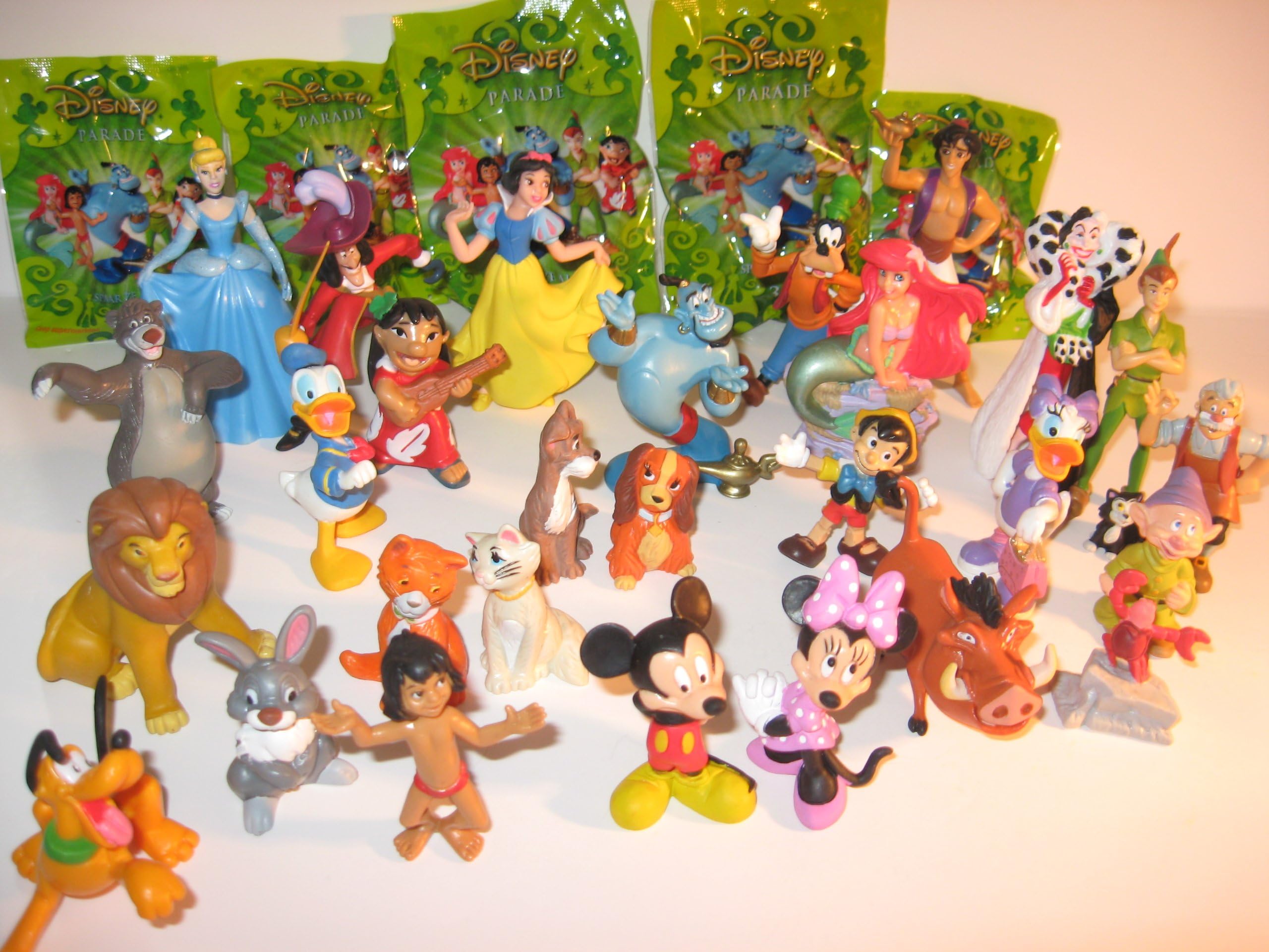 DISNEY PARTY SURPRISE BAGS , 5 supplied at random