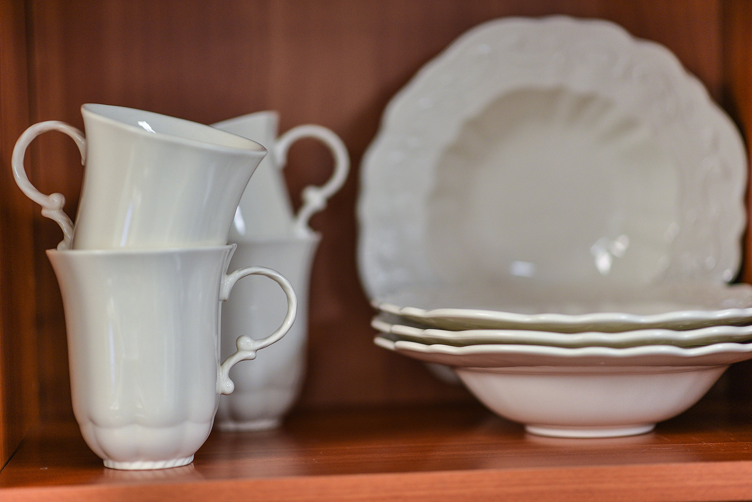 Red Vanilla FQ900005 Country Estate 5Piece Serveware Set, White