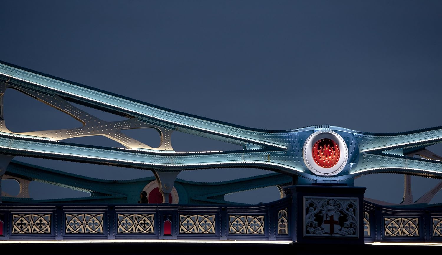 Amazon.com : Tamron SP 70-200MM F/2.8 DI VC USD Telephoto Zoom Lens for  Canon EF Cameras (Model A009E) : Camera Lenses : Camera & Photo