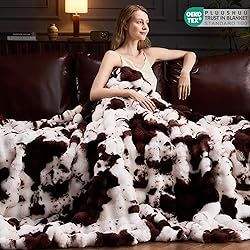 PLUUSHUU Faux Fur Throw Blanket for Couch, Fluffy