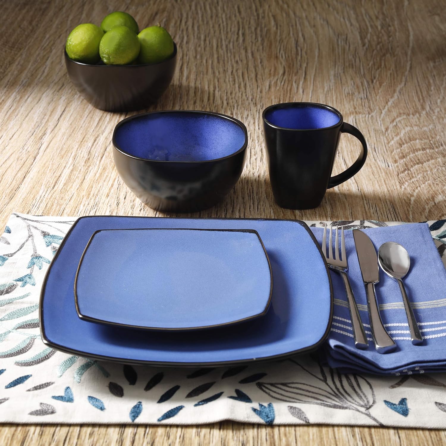  | Gibson Soho Lounge Dinnerware set, Square, Blue: Dinnerware Sets