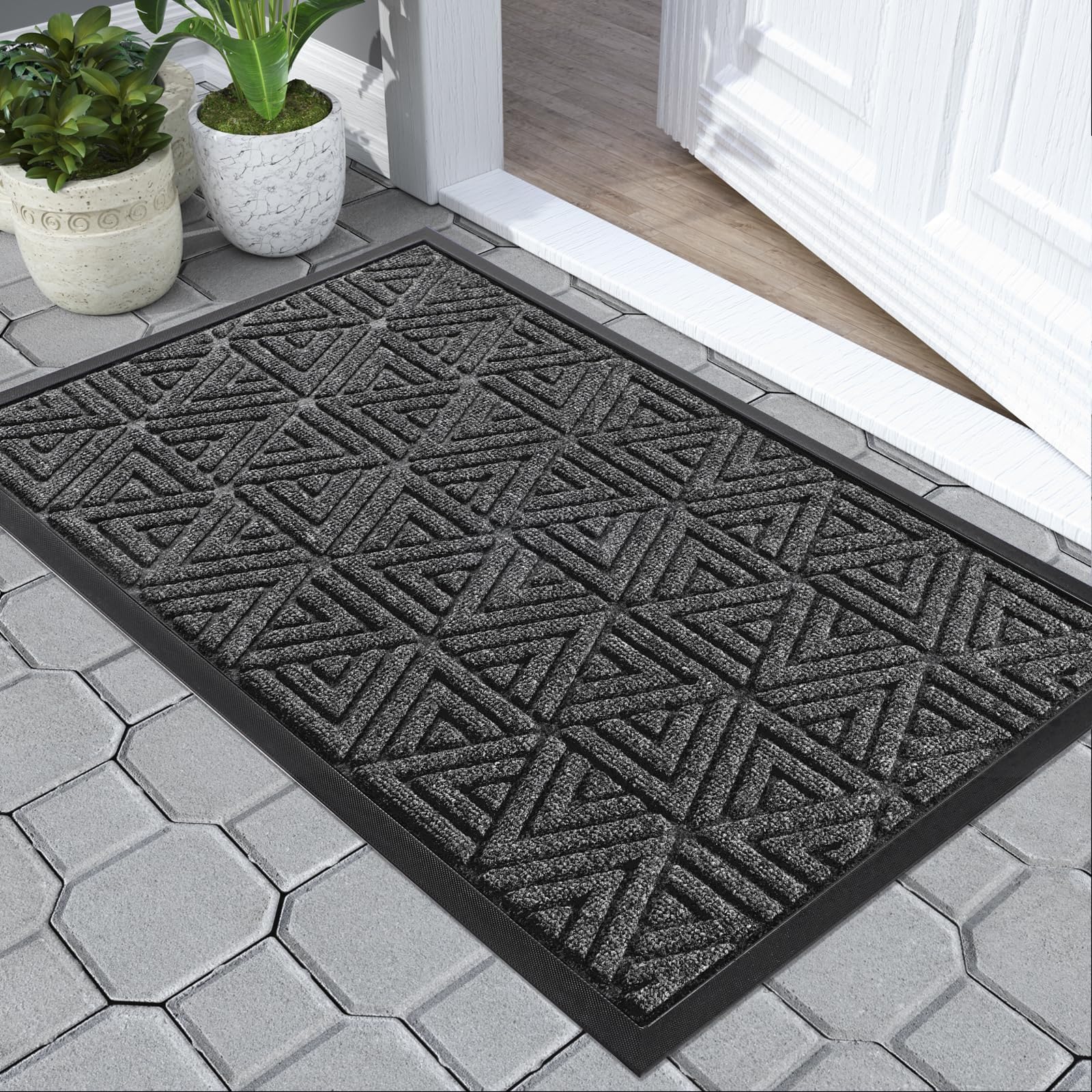 Yimobra Door Mat Outdoor Entrance, Heavy Duty Durable Front Welcome matt for Outside Home Entry, Doormat for Back Patio Floor Porch Garage Office, Low Profile, Easy Clean, 92 x 61 cm, Mix Grey