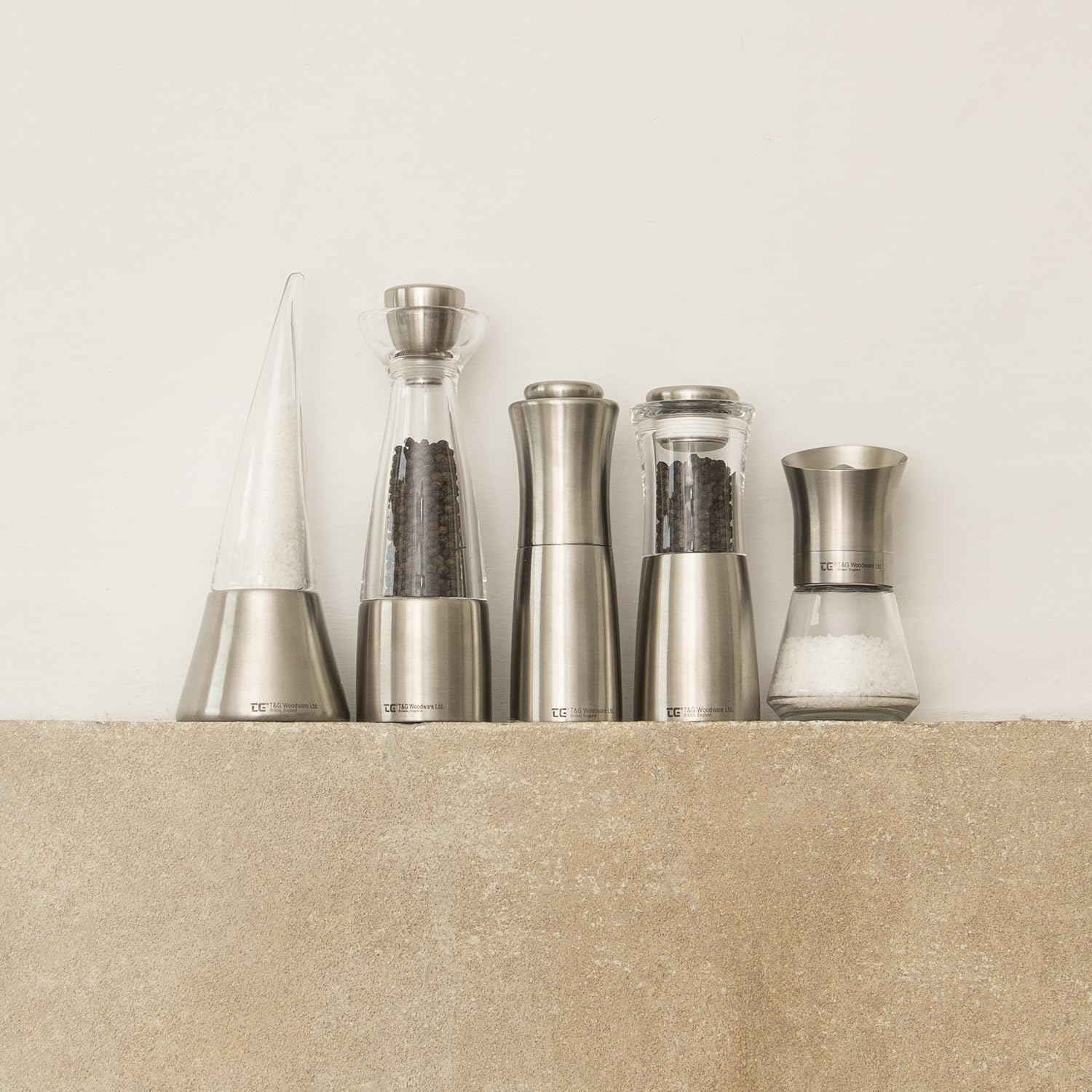 T&G CrushGrind Tip Top Stainless Steel Pepper Mill with Glass Base, 12.