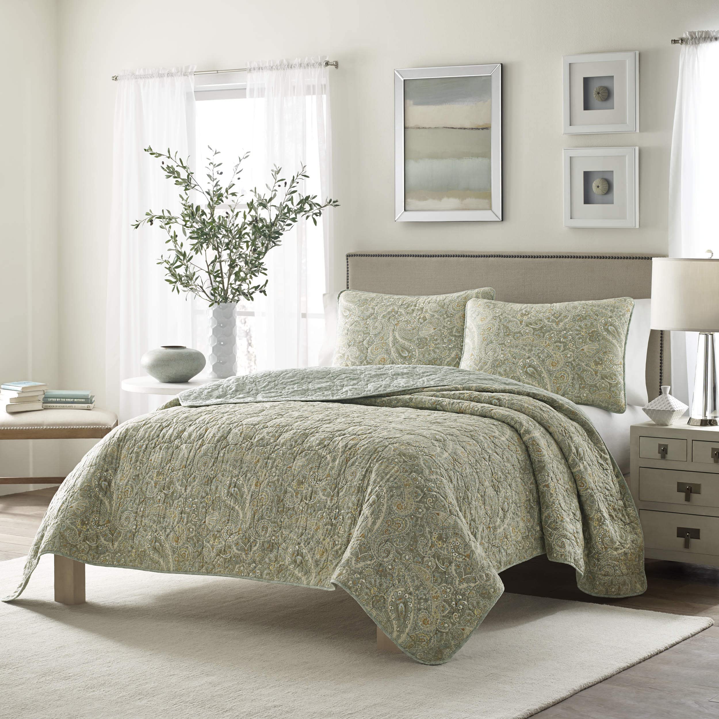 Photo 1 of Stone Cottage - King Quilt Set, Reversible Cotton Bedding with Matching Shams, Ideal Bedding Set (Emilia Green, King)