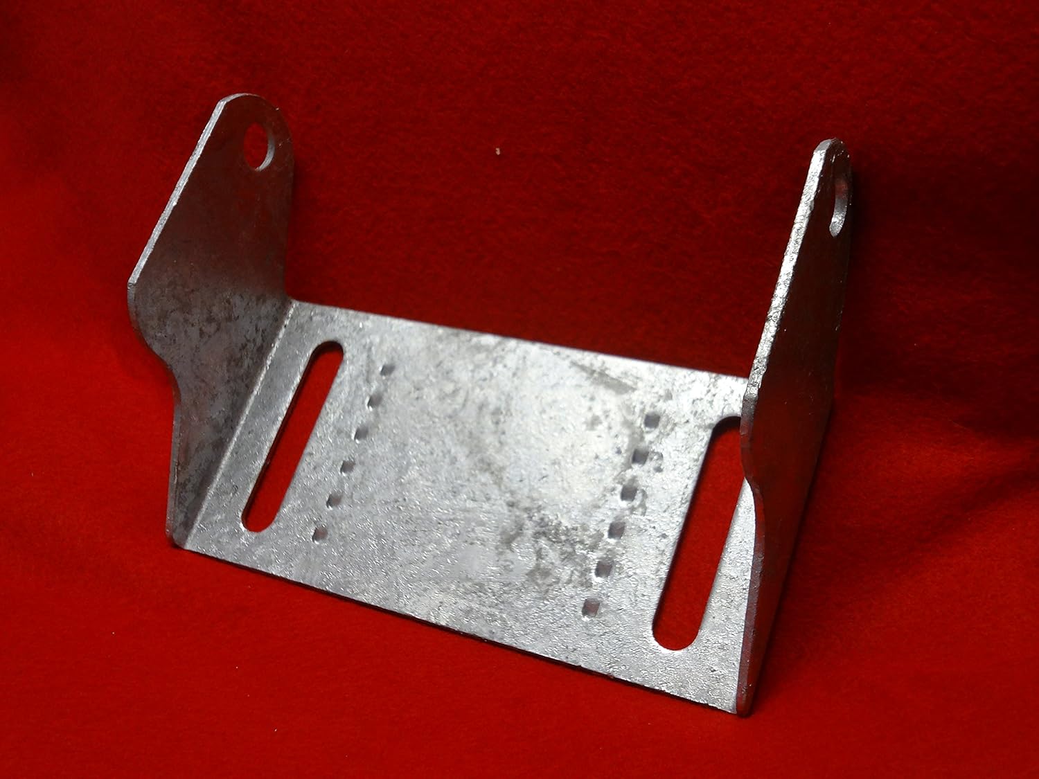 8" Keel Roller Bracket Sports & Outdoors