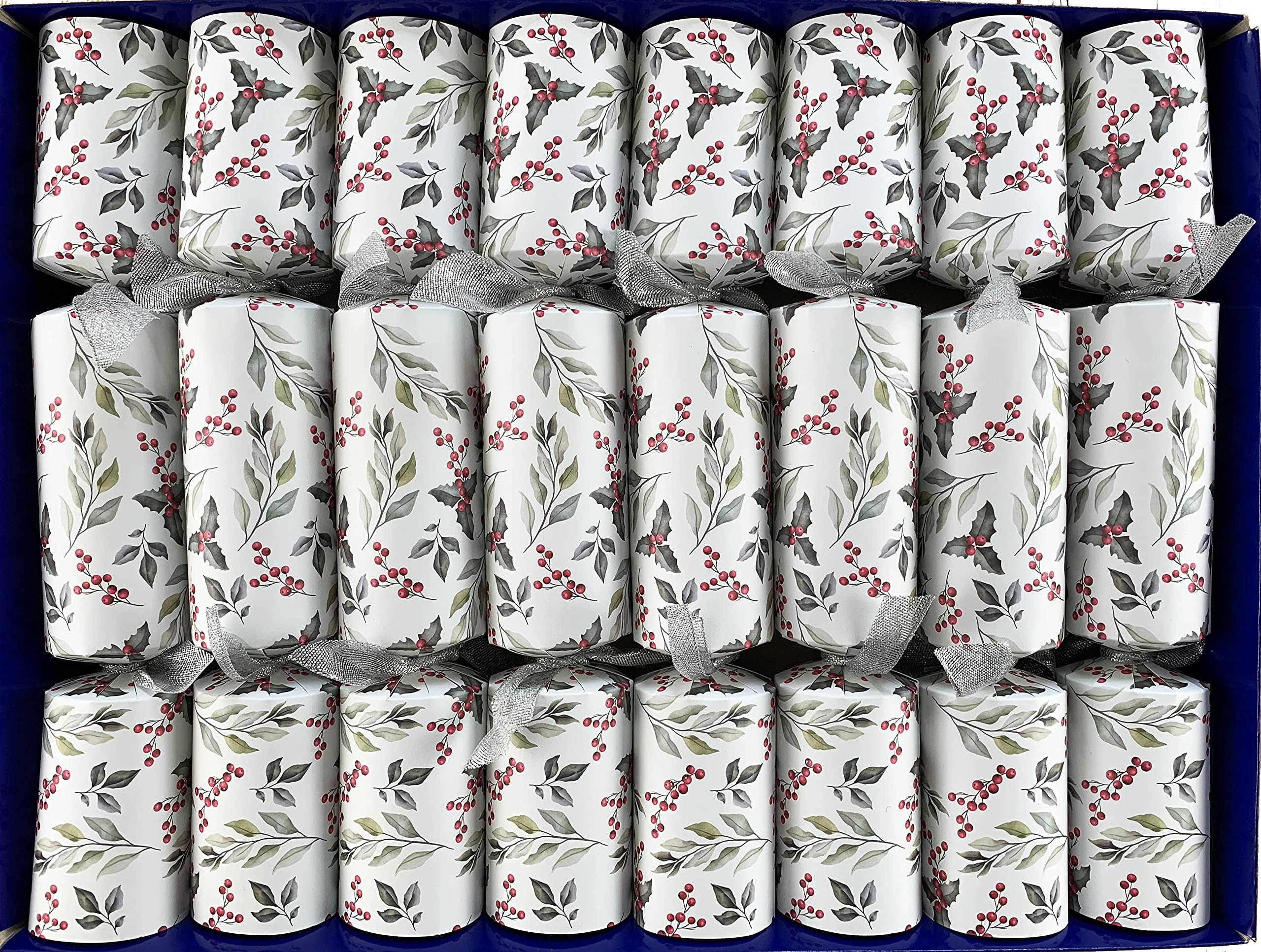 Crackers Ltd Set of 8 Holly and Berry Design Christmas Crackers containing Pewter Pets figurines