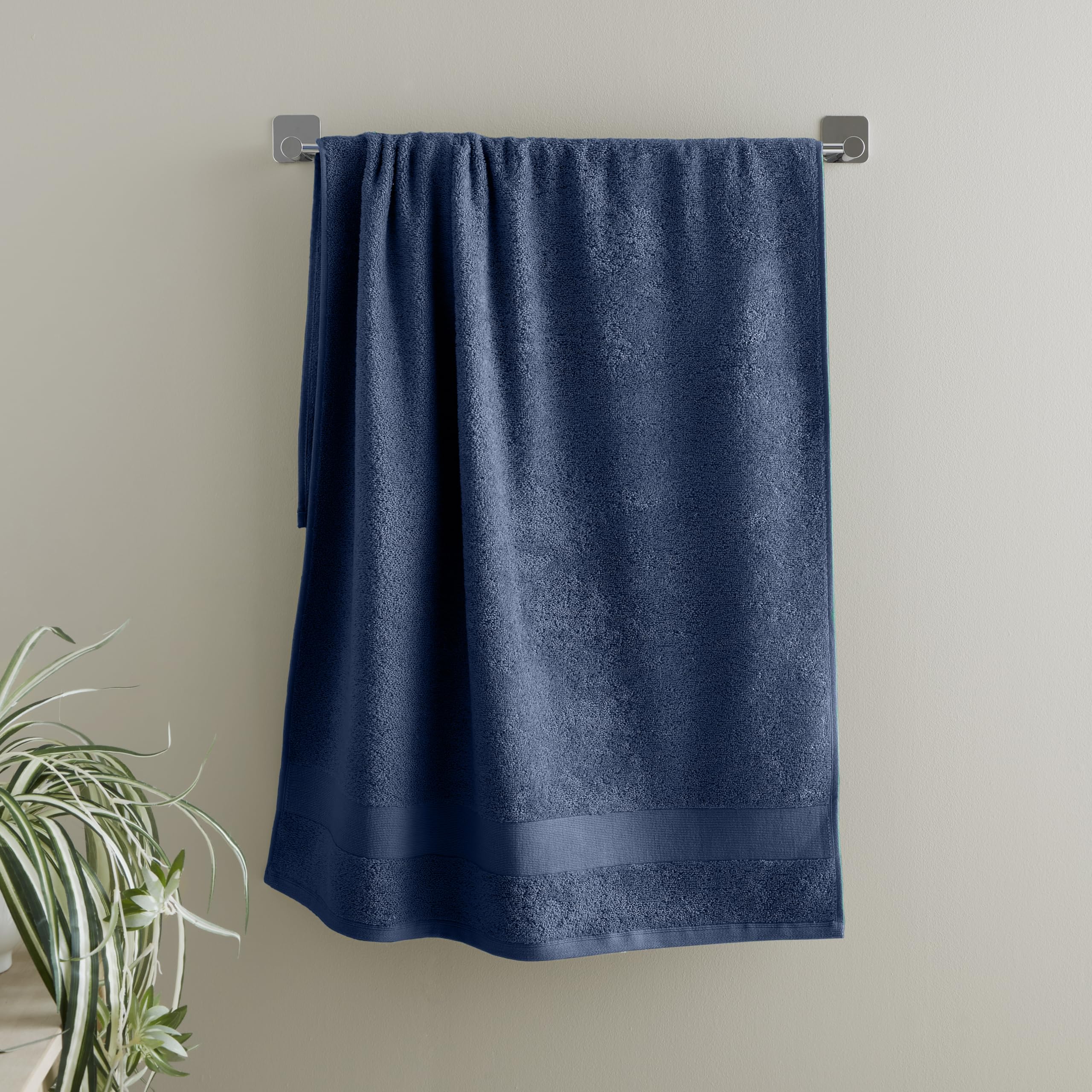 Catherine Lansfield Anti Bacterial Soft & Absorbent Cotton Bath Towel Navy Blue