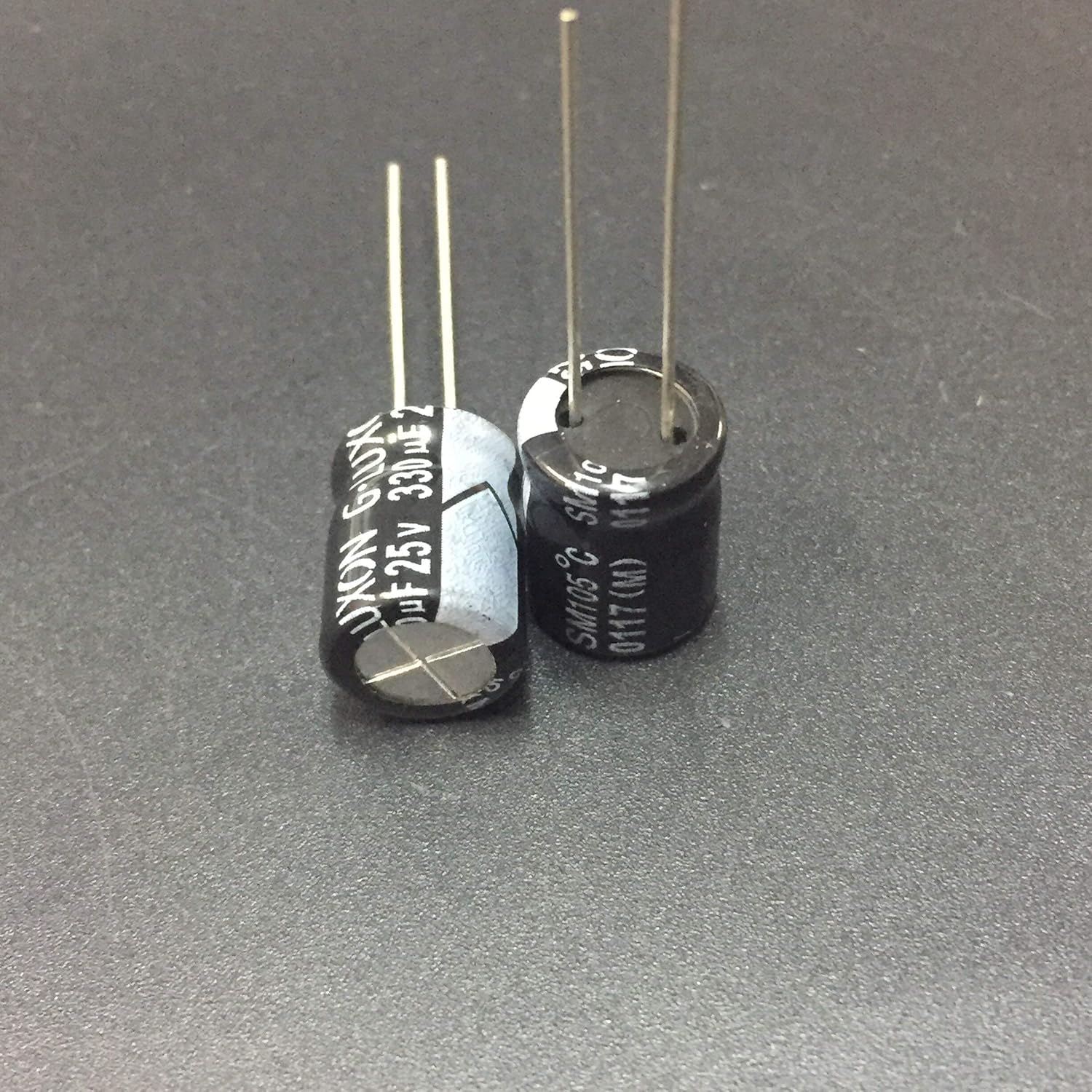Конденсатор 25v 330uf Конденсатор 25v 330uf