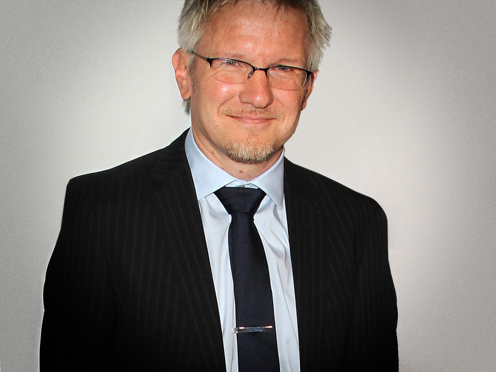 Paul Haslinger bei Amazon Music