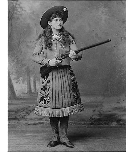 Amazon.com: Annie Oakley Color Photo: Photographs