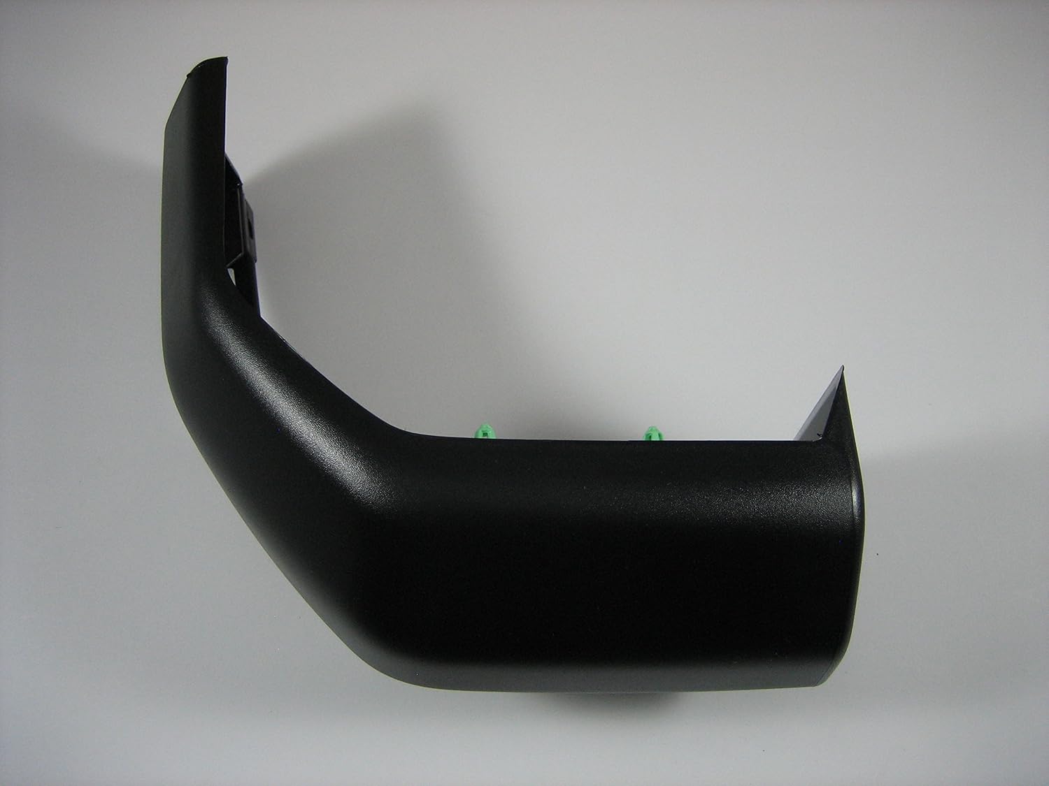 Genuine Land Rover Discovery II Left Rear Bumper Quarter Finish Trim