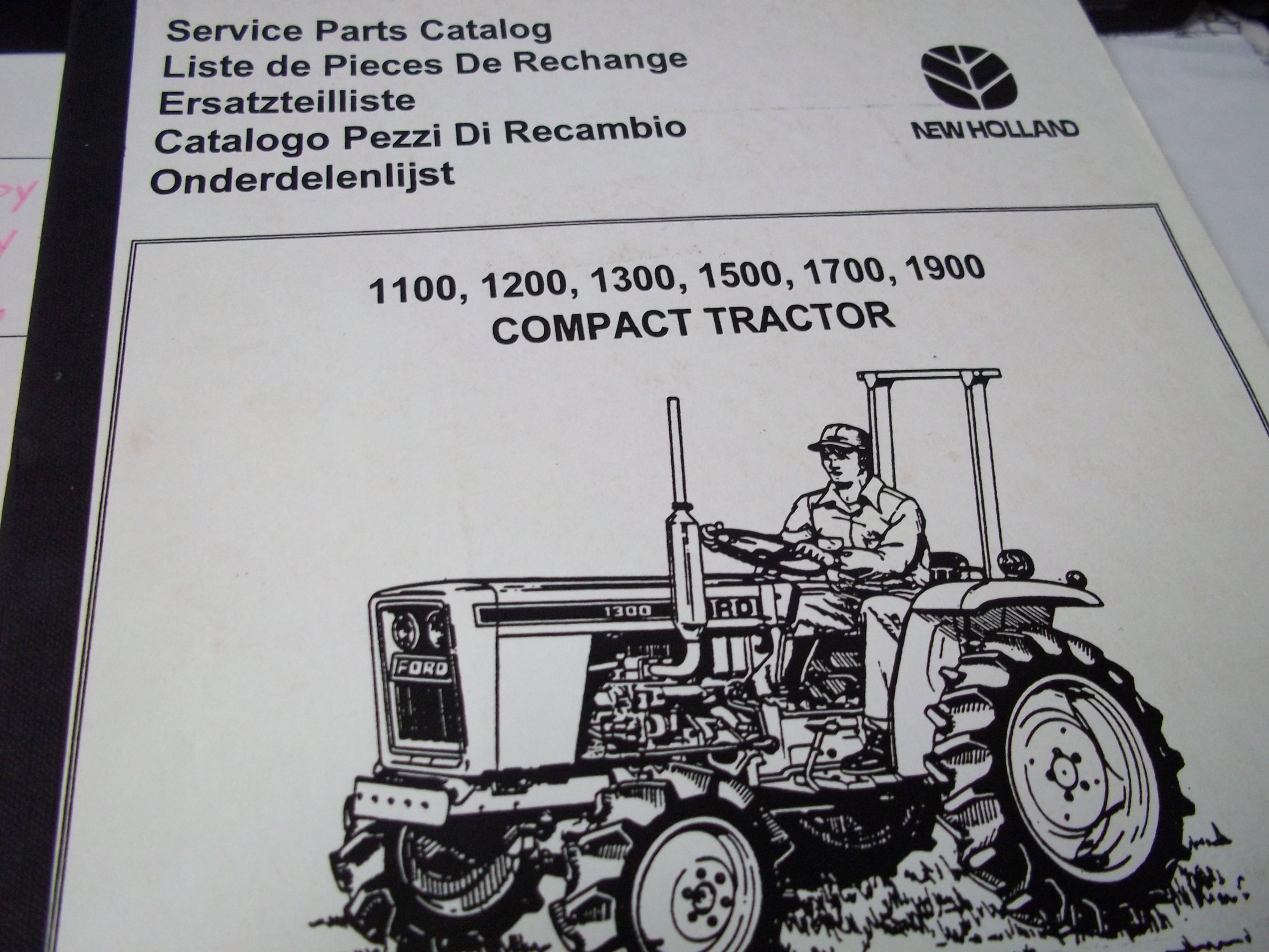 New Holland 1100/1200/1300/1500/1700/1900 Compact Tractor Parts Manual: New  Holland: Amazon.com: Books