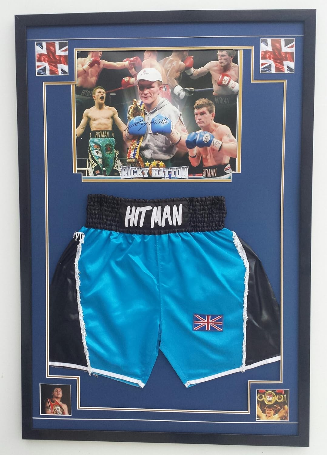 Ricky Hatton Signed Photo AND Shorts Trunks Display Amazon.co.uk