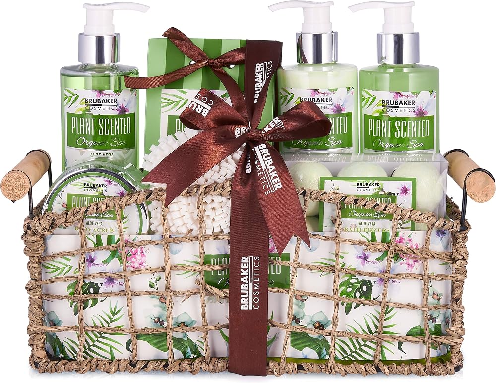 BRUBAKER Bath & Shower Set Aloe Vera 13 Pc Gift Basket Lotion Gel Fizzers Salts