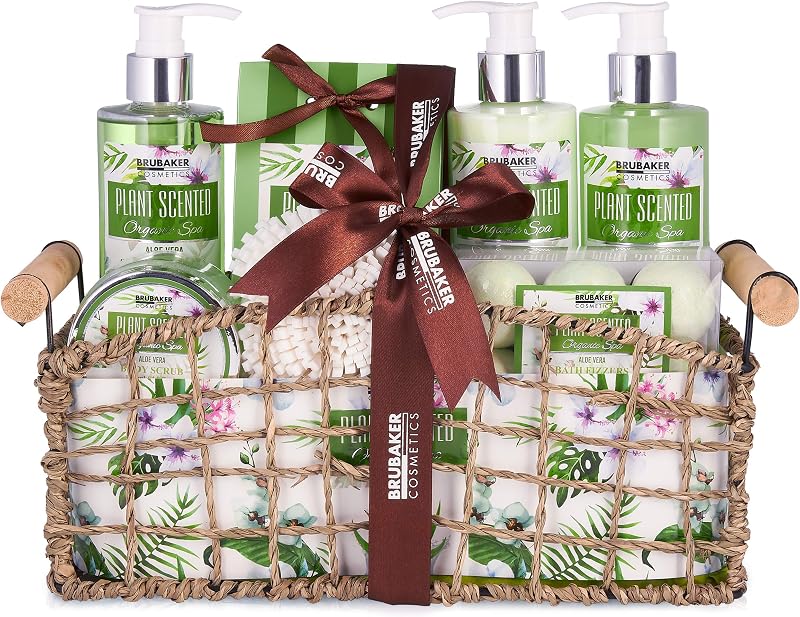 BRUBAKER Bath & Shower Set Aloe Vera 13 Pc Gift Basket Lotion Gel Fizzers Salts