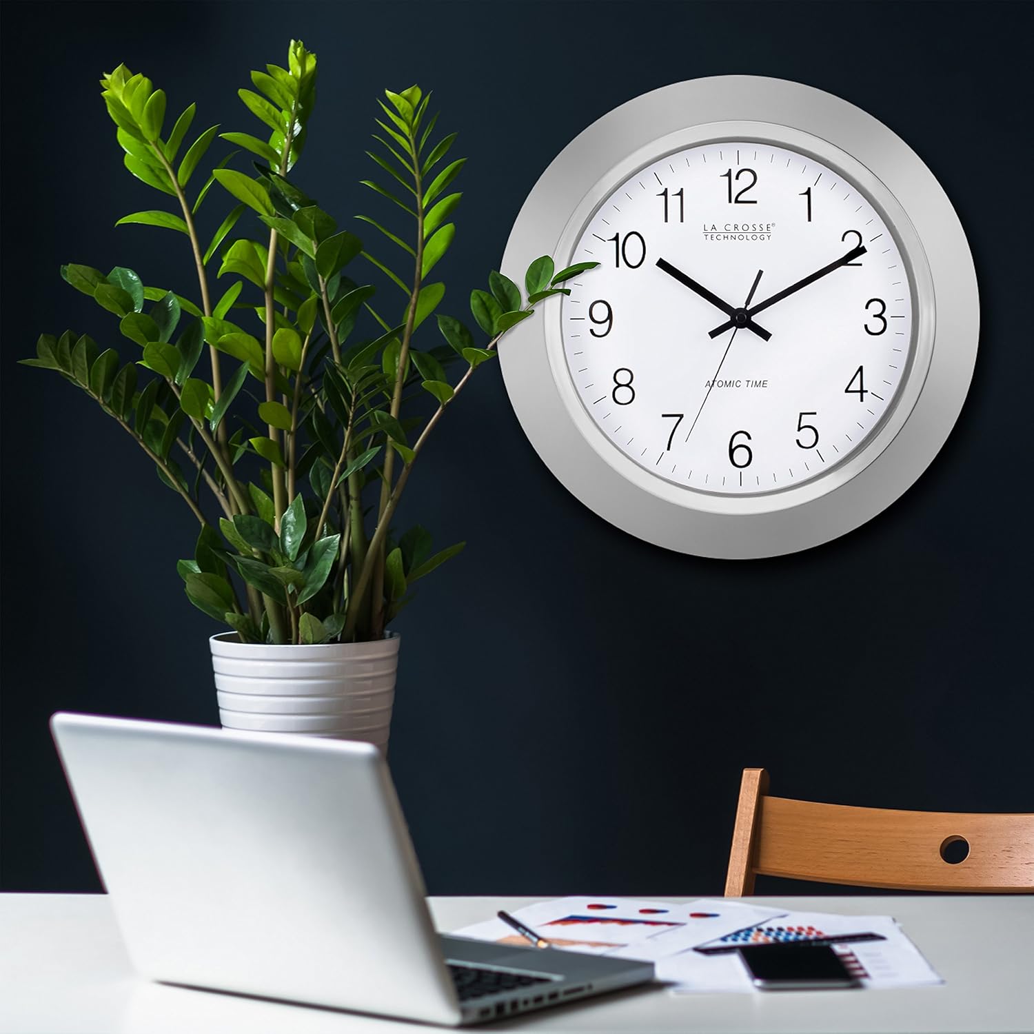 La Crosse Technology WT-3144S 14 Inch Atomic Analog Silver Wall Clock: Home & Kitchen